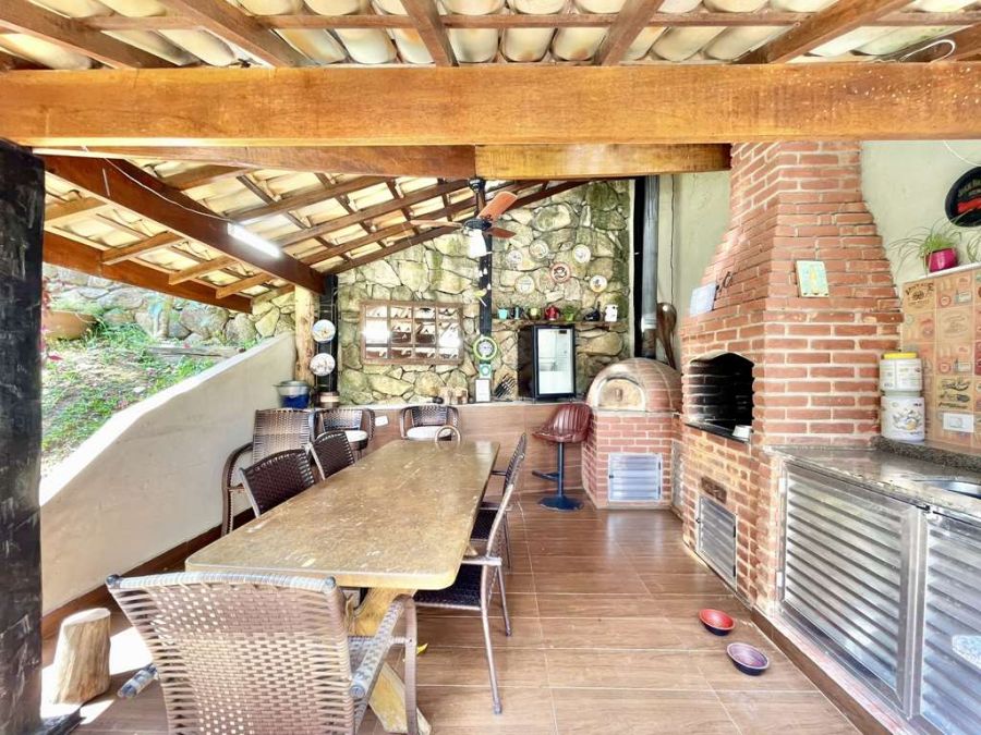 Casa em Condomínio - Venda - Granja Viana - Carapicuíba - SP