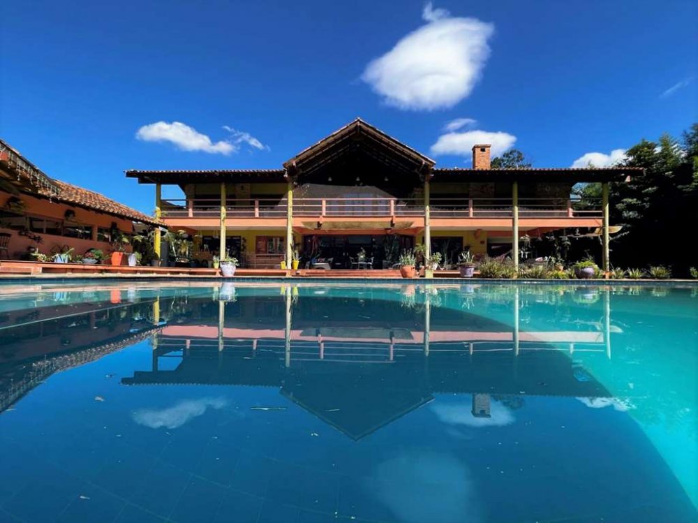 Casa em Condomínio - Venda - Granja Viana - Cotia - SP