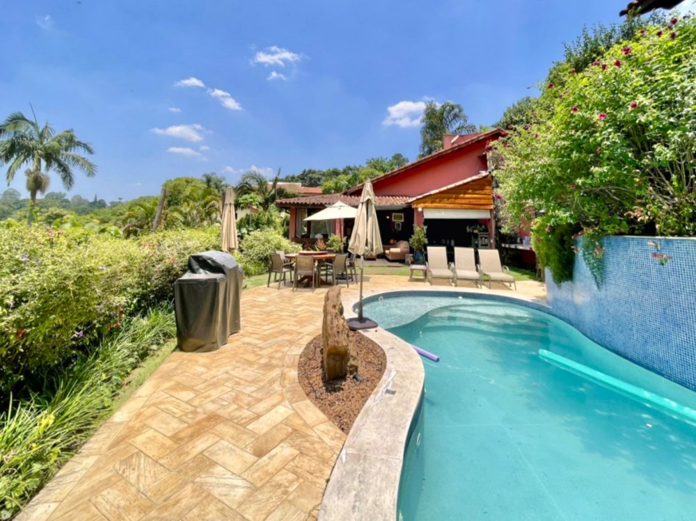 Casa em Condomínio - Venda - Granja Viana - Cotia - SP