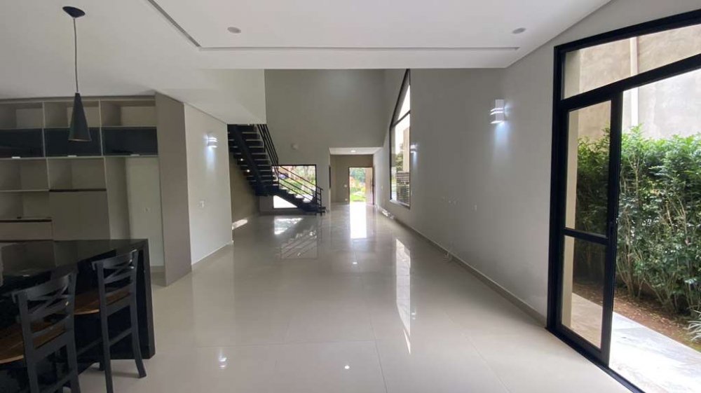 Casa em Condomnio - Venda - Granja Viana - Cotia - SP
