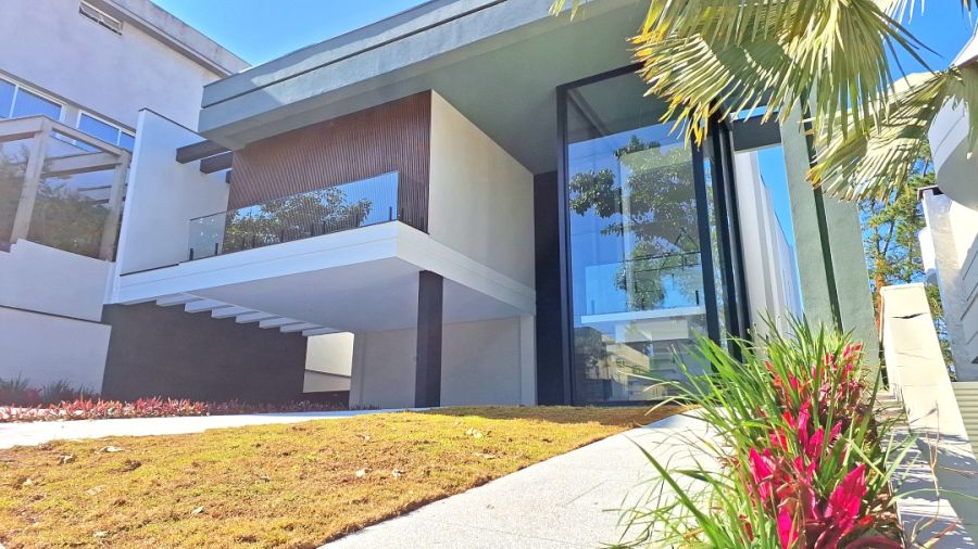 Casa em Condomínio - Venda - Granja Viana - Cotia - SP