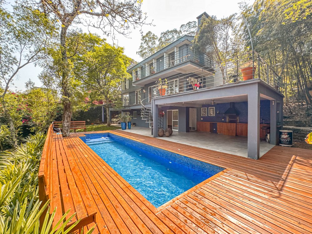 Casa em Condomínio - Venda - Granja Viana - Carapicuíba - SP