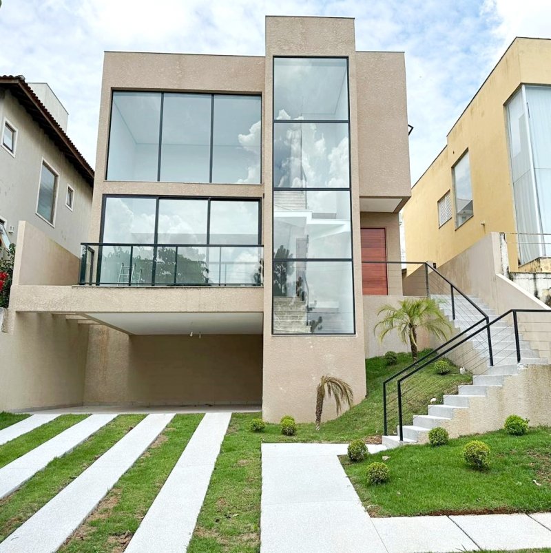 Casa em Condomínio - Venda - Granja Viana - Cotia - SP