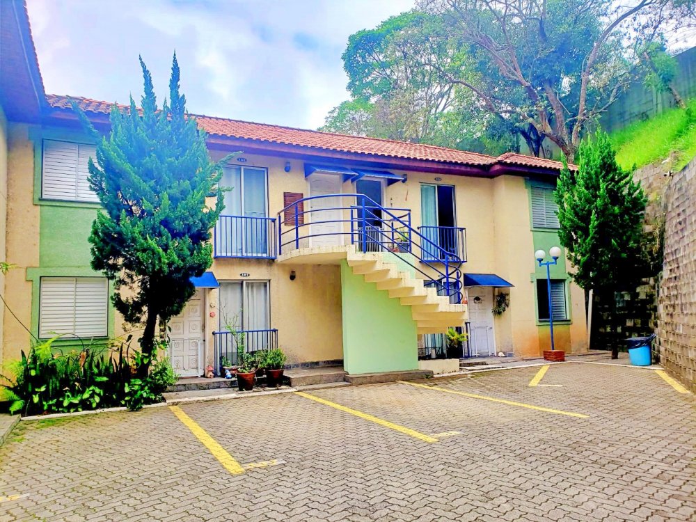 Casa em Condomínio - Venda - Granja Viana - Cotia - SP